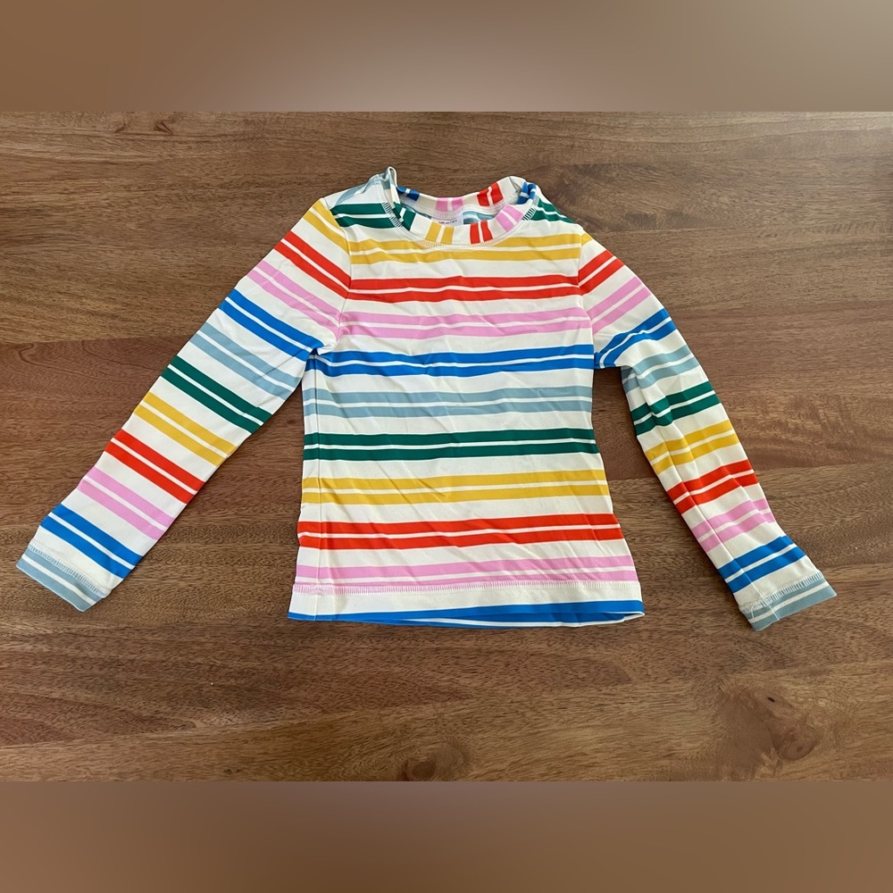 Hanna Andersson rash guard top, rainbow stripe, US 4